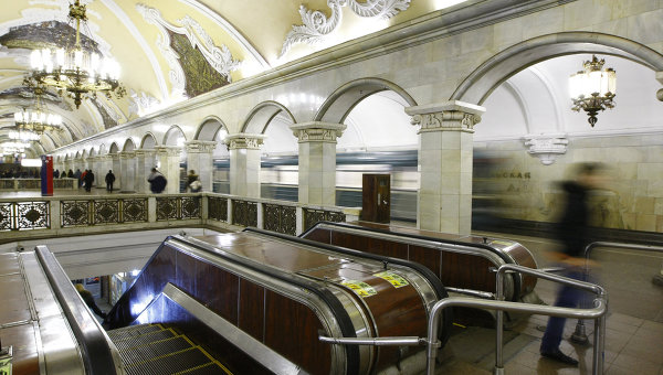 Станция Кольцевой линии Московского метрополитена Комсомольская. Архив